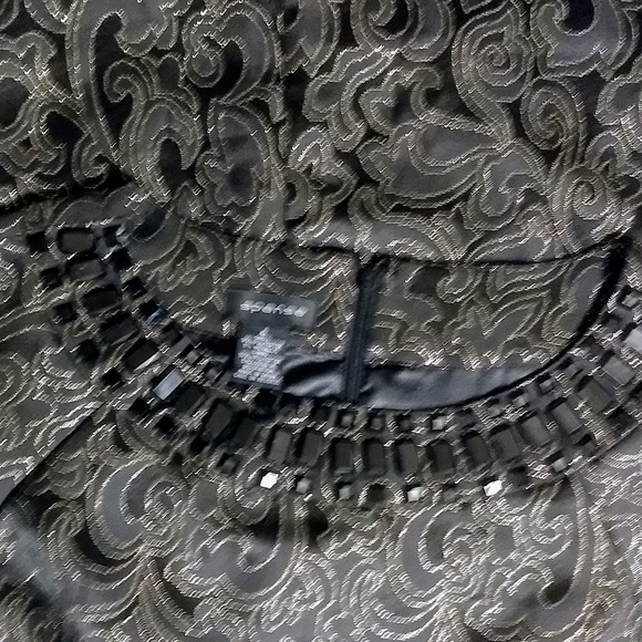 Spense black metallic Paisley dress sz 6  *2 - Picture 3 of 6